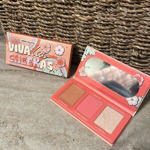 Alamar Viva Las Cheekas